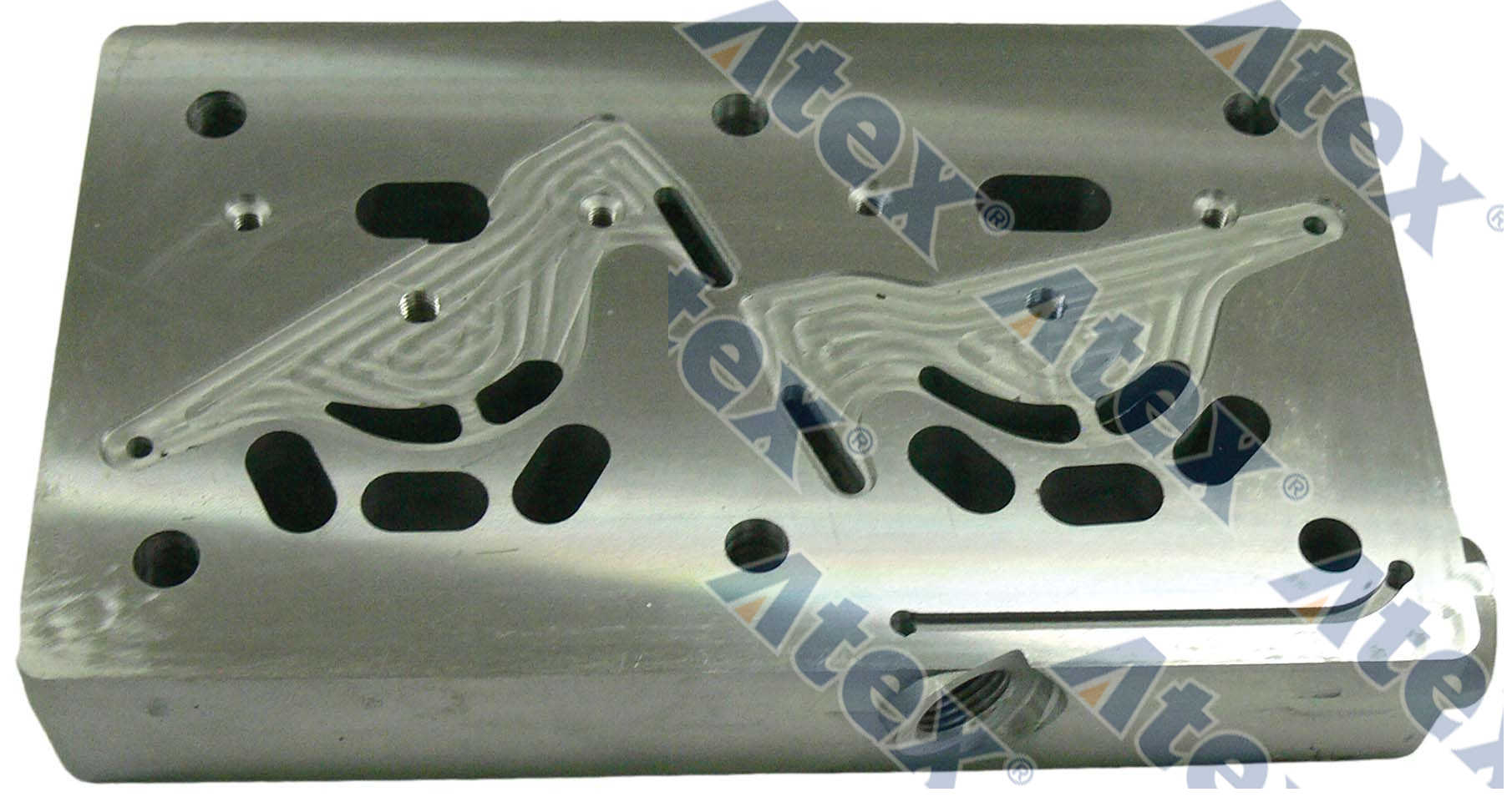 14-69950 01.590, 13 18 12, 147.01.1230 Kompresör Alt Kapak