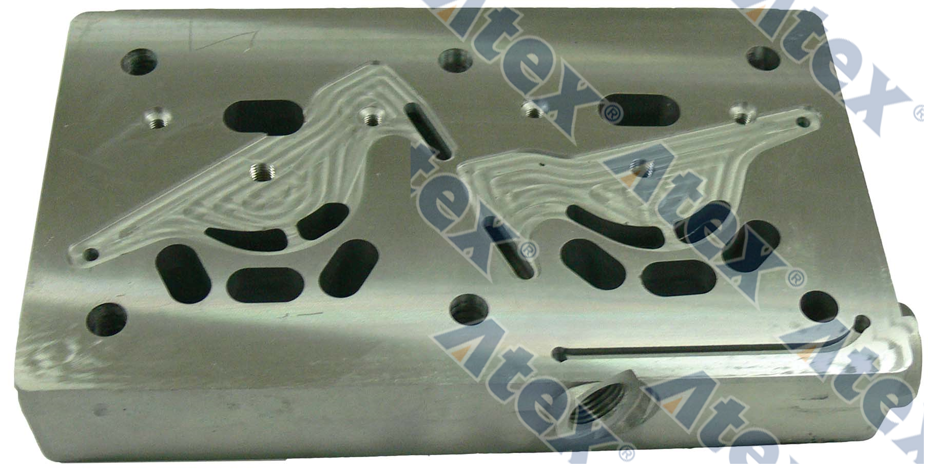 14-89400  Kompresör Alt Kapak