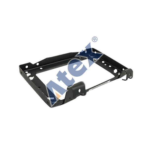 688-89123 1089123 Retainer, (RH)