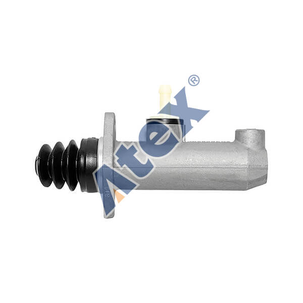 740-48734 1348734Master Cylinder